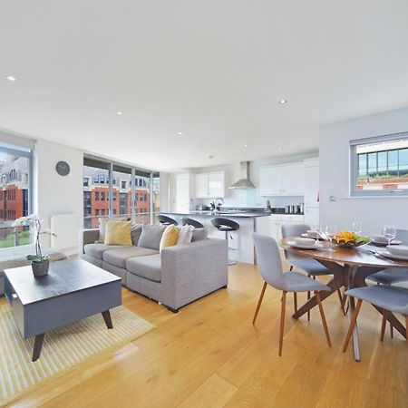 2 Bed Executive Penthouse Near Liverpool Street Free Wifi By City Stay Aparts לונדון מראה חיצוני תמונה