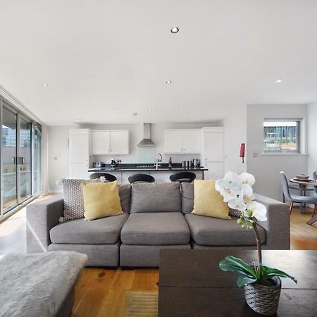2 Bed Executive Penthouse Near Liverpool Street Free Wifi By City Stay Aparts לונדון מראה חיצוני תמונה