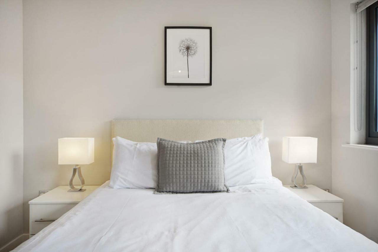 2 Bed Executive Penthouse Near Liverpool Street Free Wifi By City Stay Aparts לונדון מראה חיצוני תמונה