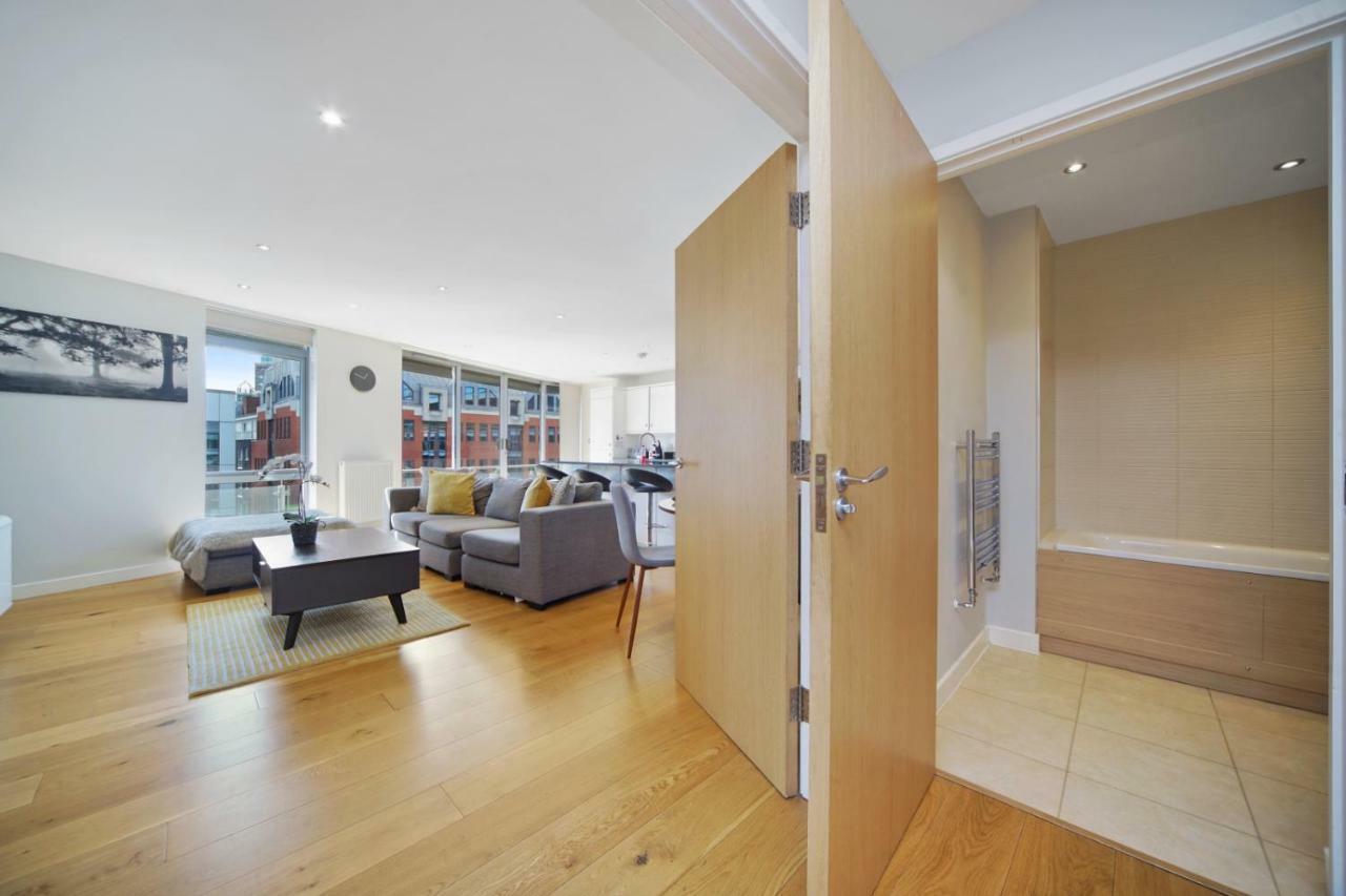 2 Bed Executive Penthouse Near Liverpool Street Free Wifi By City Stay Aparts לונדון מראה חיצוני תמונה
